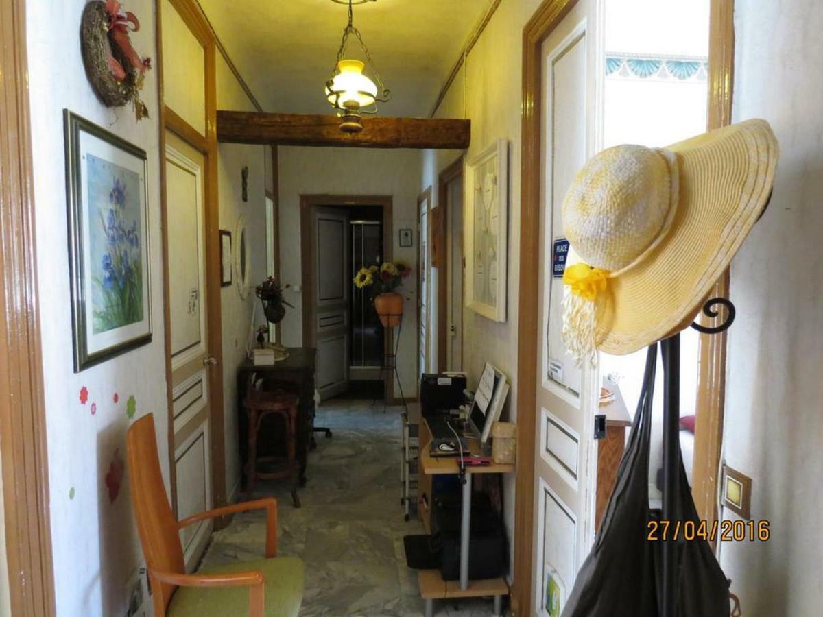 Chez Brigitte Guesthouse Nice Bagian luar foto